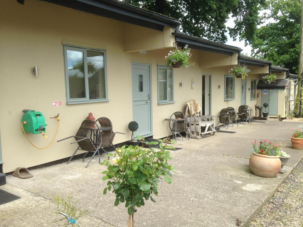 The Stables - Deer Park Farm Bed & Breakfast Solihull Ngoại thất bức ảnh