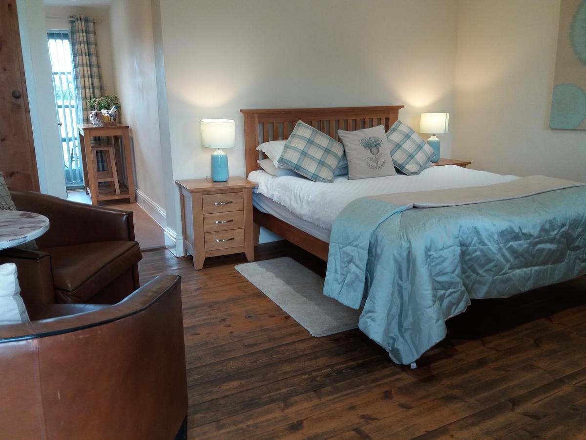 The Stables - Deer Park Farm Bed & Breakfast Solihull Ngoại thất bức ảnh